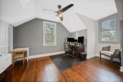 9330 S 50th Avenue, Oak Lawn, IL 60453 - Photo 13