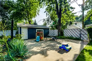 9330 S 50th Ave, Oak Lawn, IL 60453 - Photo 25