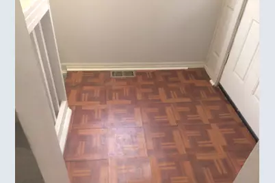 8518 S Givins Court, Chicago, IL 60620 - Photo 3