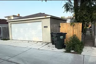 1108 31st Ave, Bellwood, IL 60104 - Photo 9