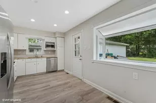 23314 W Leach Dr, Plainfield, IL 60586 - Photo 9