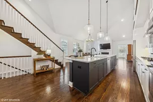 5531 Barton Ln, Hinsdale, IL 60521 - Photo 7