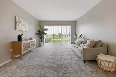 2900 Maple Avenue #17E, Downers Grove, IL 60515 - Photo 3