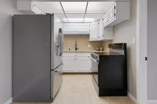 2900 Maple Ave, Downers Grove, IL 60515 - Photo 11