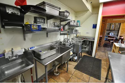 104 W Railroad Street, Marengo, IL 60152 - Photo 9