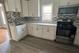 7847 S Bennett Ave, Chicago, IL 60649 - Photo 5