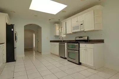 9246 S 49th Avenue, Oak Lawn, IL 60453 - Photo 3