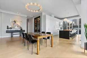 550 N St Clair St, Chicago, IL 60611 - Photo 21