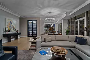 550 N St Clair St, Chicago, IL 60611 - Photo 47