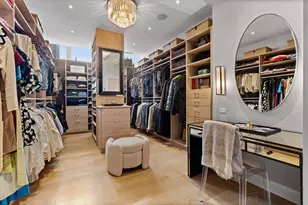 550 N St Clair St, Chicago, IL 60611 - Photo 29