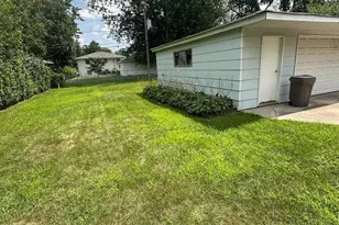 17871 Locust St, Lansing, IL 60438 - Photo 23