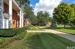 501 Coventry Ln, Crystal Lake, IL 60014 - Photo 3