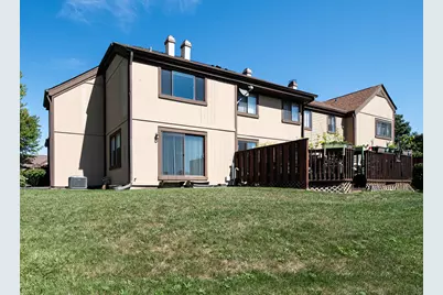 1325 Fairfax Lane, Buffalo Grove, IL 60089 - Photo 3