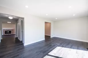 1325 Fairfax Ln, Buffalo Grove, IL 60089 - Photo 15