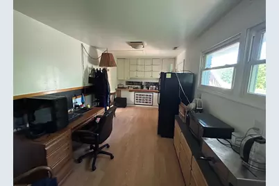 194 S Collins Street, South Elgin, IL 60177 - Photo 3