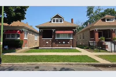 10215 S Emerald Avenue, Chicago, IL 60628 - Photo 1
