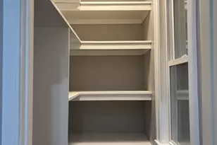 10215 S Emerald Ave, Chicago, IL 60628 - Photo 9