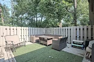 1596 Kirkwood Dr, Geneva, IL 60134 - Photo 29