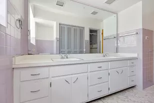 9338 S Ridgeway Ave, Evergreen Park, IL 60805 - Photo 13