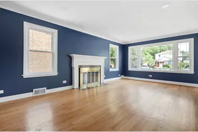 9338 S Ridgeway Avenue, Evergreen Park, IL 60805 - Photo 5