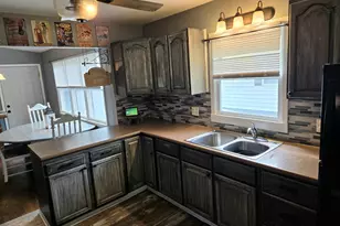 376 S Oak St, Manteno, IL 60950 - Photo 7