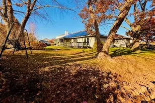 405 Wesley Ave, Savoy, IL 61874 - Photo 35