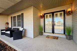 405 Wesley Ave, Savoy, IL 61874 - Photo 39