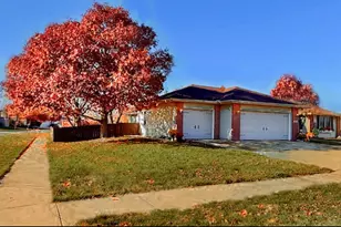 405 Wesley Ave, Savoy, IL 61874 - Photo 9