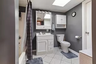 9714 McVicker Ave, Oak Lawn, IL 60453 - Photo 15