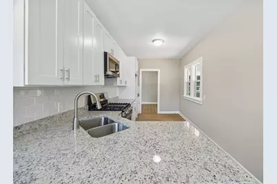 722 E Madison Avenue, Chrisman, IL 61924 - Photo 7