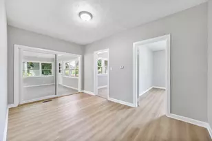 722 E Madison Ave, Chrisman, IL 61924 - Photo 11