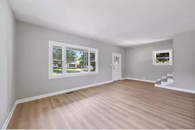 722 E Madison Avenue, Chrisman, IL 61924 - Photo 5