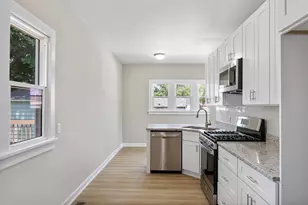 722 E Madison Ave, Chrisman, IL 61924 - Photo 9