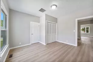 722 E Madison Ave, Chrisman, IL 61924 - Photo 15