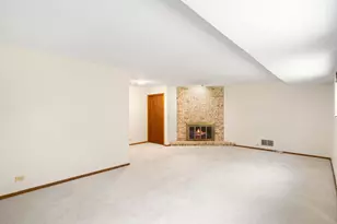 4044 N Paulina St, Chicago, IL 60613 - Photo 17