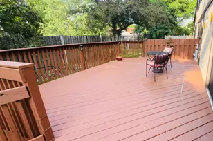 325 Shadow Bend Dr, Wheeling, IL 60090 - Photo 5