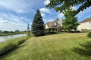 2 Wood Oaks Dr, South Barrington, IL 60010 - Photo 7