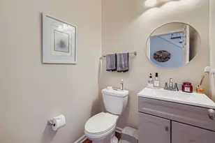 2 Wood Oaks Dr, South Barrington, IL 60010 - Photo 19