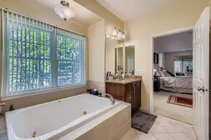 2 Wood Oaks Dr, South Barrington, IL 60010 - Photo 23