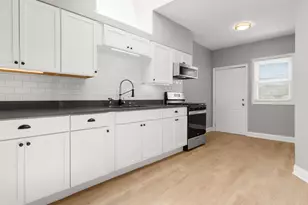 9230 S Elizabeth St, Chicago, IL 60620 - Photo 11