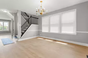 9230 S Elizabeth St, Chicago, IL 60620 - Photo 5