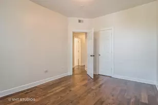 3406 W Walnut St, Chicago, IL 60624 - Photo 9