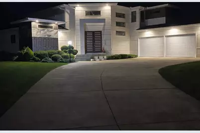 4700 Chestnut Grove Drive, Champaign, IL 61822 - Photo 5