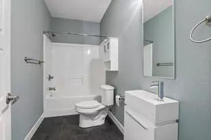 4700 Chestnut Grove Dr, Champaign, IL 61822 - Photo 45