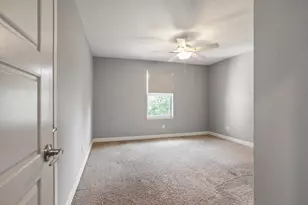 4700 Chestnut Grove Dr, Champaign, IL 61822 - Photo 39