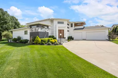 4700 Chestnut Grove Drive, Champaign, IL 61822 - Photo 1