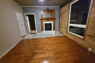915 W Superior St, Ottawa, IL 61350 - Photo 11