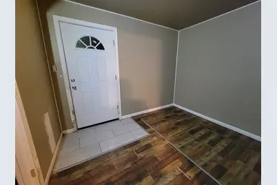 915 W Superior Street, Ottawa, IL 61350 - Photo 23