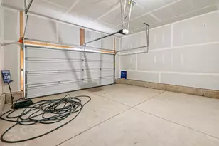 353 N Aspen Dr, Cortland, IL 60112 - Photo 33