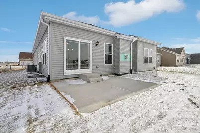 353 N Aspen Drive, Cortland, IL 60112 - Photo 41